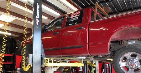 Fleet Truck Repair on Dodge 2500 5.9 Cummins Diesel Engine